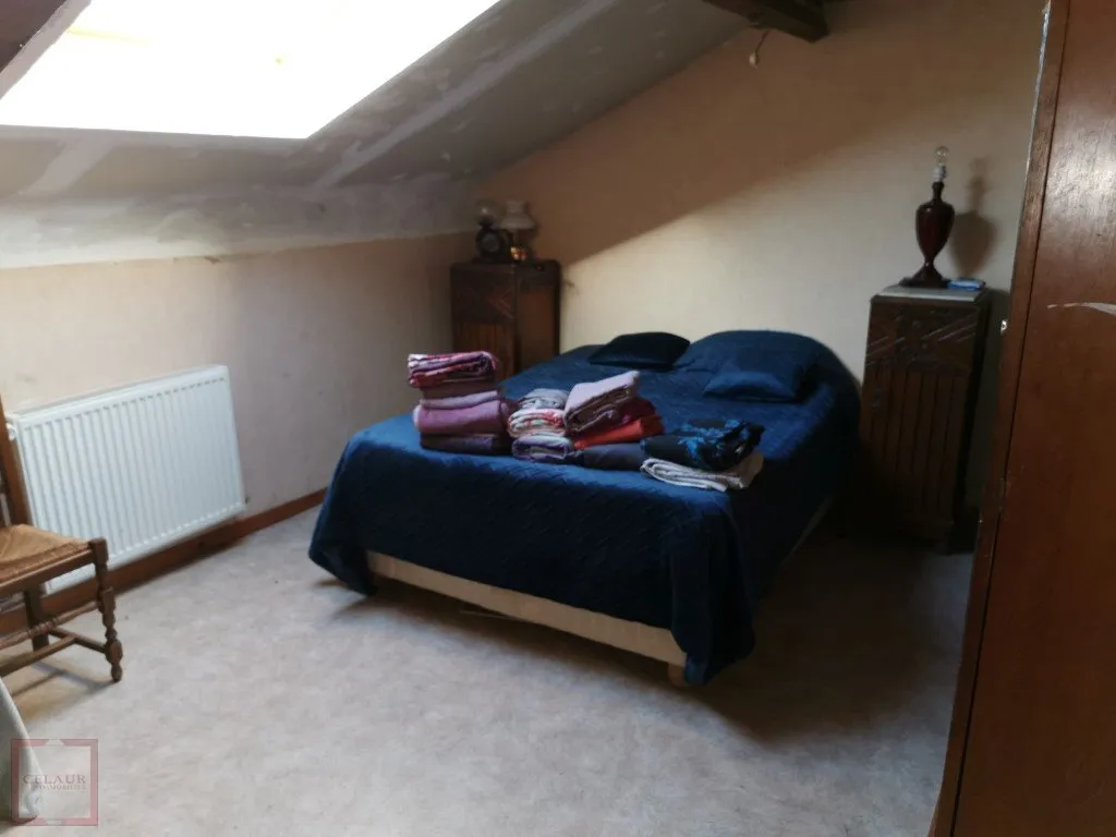 MAISON EN PIERRE ET SON FOUR A PAIN