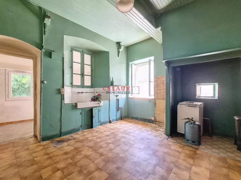 maison de bourg en pierre (sans jardin)