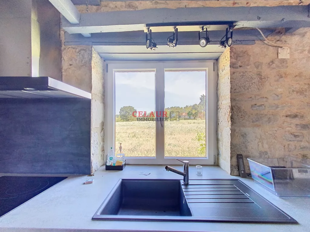 Corps de ferme en pierre